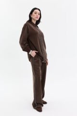 Şerit Taş Detaylı İkili Takım Kahve